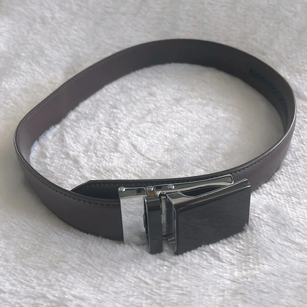 NWOT, boys chocolate brown belt